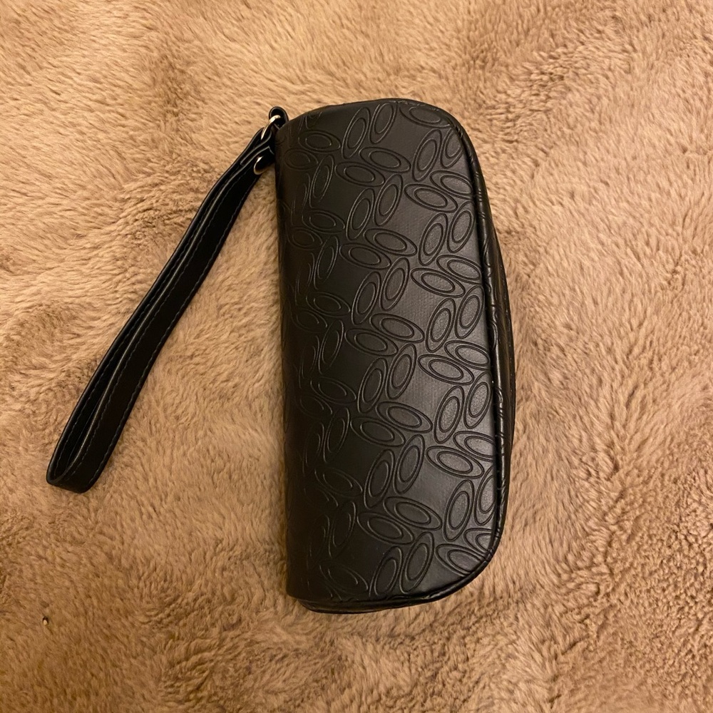Oakley sunglass case
